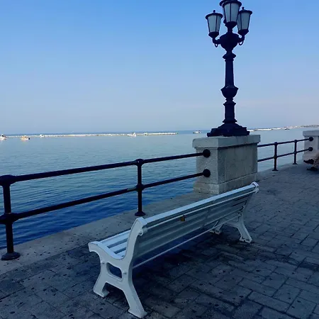 Casa Sanabria 3* Bari